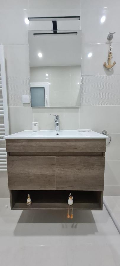 Cozy Apartment With Garden Near Town Center, Fully Renovated. 아테네 외부 사진