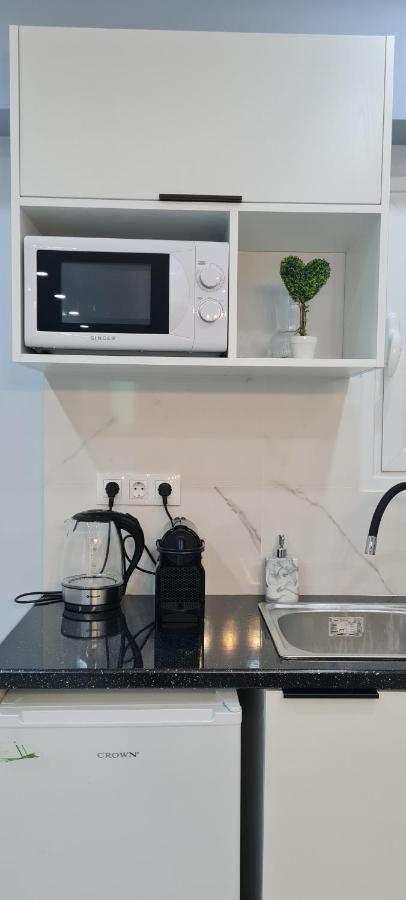 Cozy Apartment With Garden Near Town Center, Fully Renovated. 아테네 외부 사진